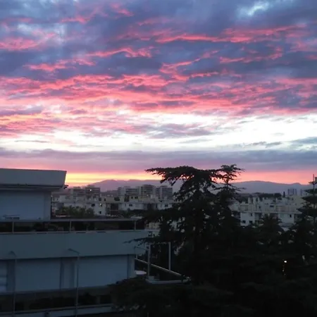 Beautiful With A Nice View On The Appartement *